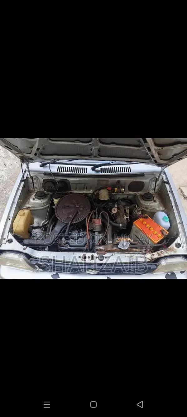 Suzuki Mehran VXR Sedan - Well Maintained Second-Hand Vehicle