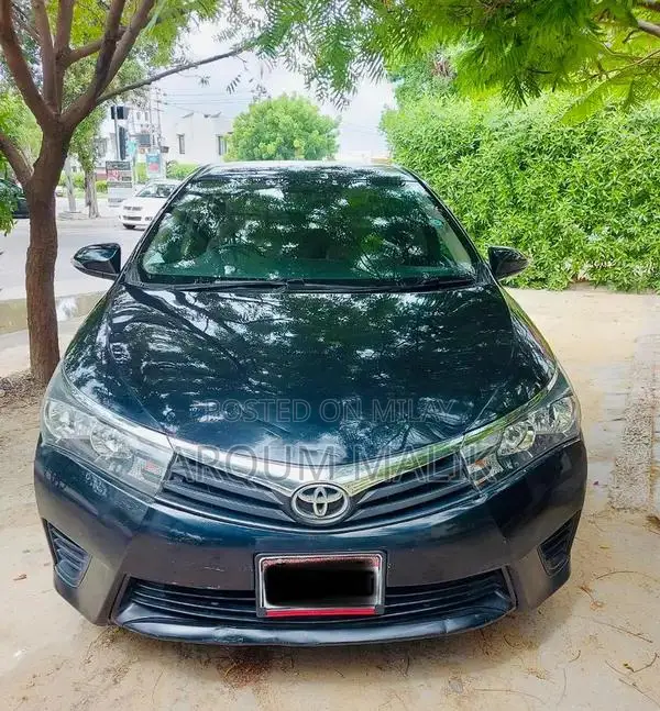 Toyota Corolla Altis Sedan - One Owner, Excellent Condition