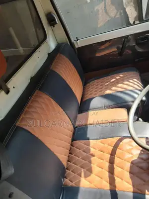 Suzuki Pickup Truck - Well-Maintained Leather Interior, Original Engin
