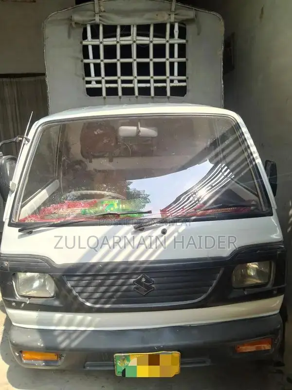 Suzuki Pickup Truck - Well-Maintained Leather Interior, Original Engin