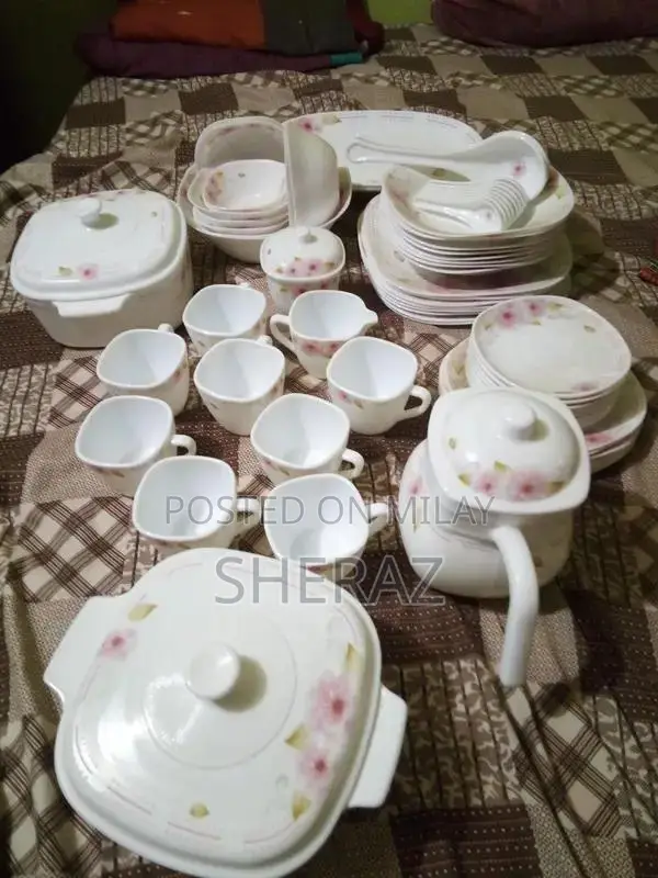 Bedroom Furniture Set Components