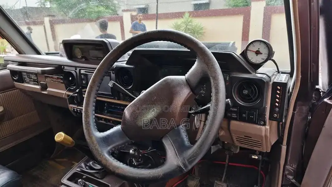 Toyota Land Cruiser Prado 4x4 SUV - Powerful Turbo Diesel