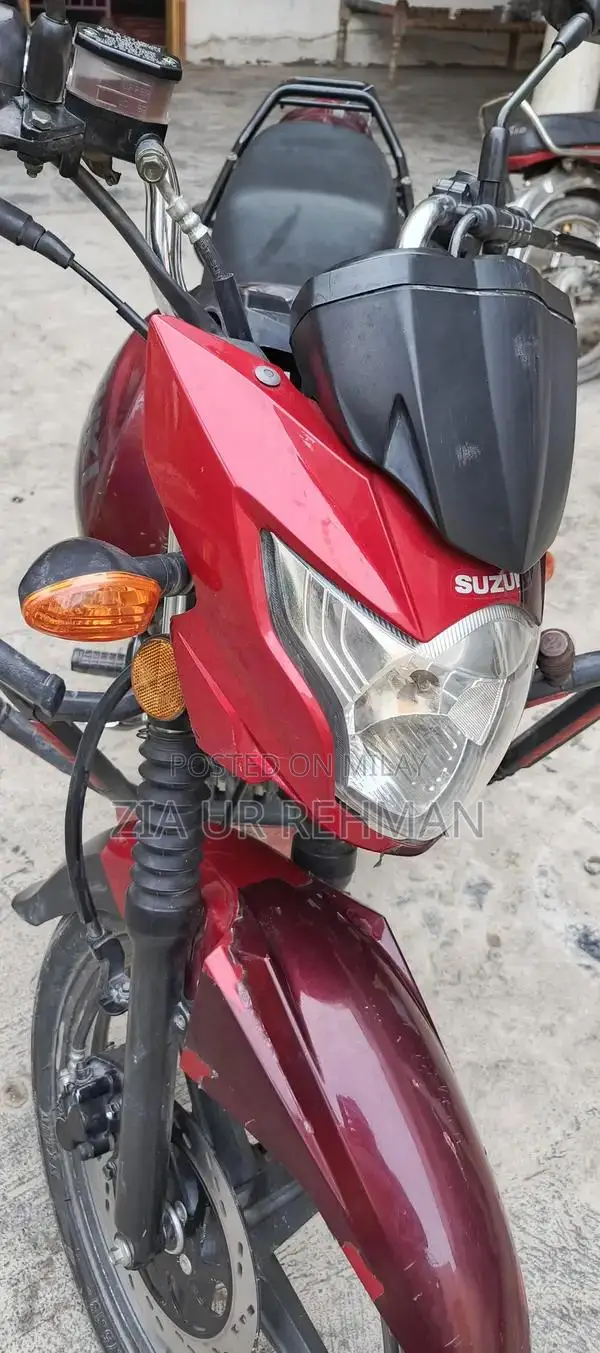 Suzuki GR 150 Motorcycle - Powerful Single-Cylinder Bike