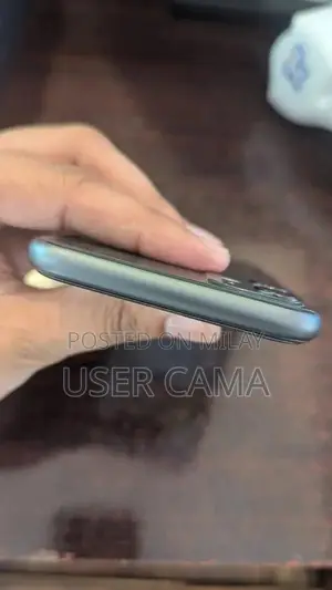 Smartphone with Face ID Battery Exchange Option