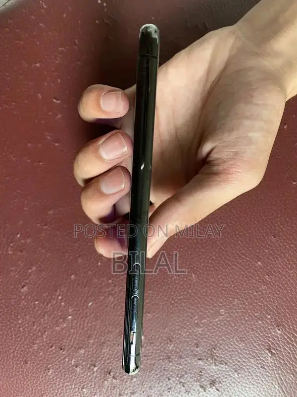 Apple iPhone XS 64GB Black PTA Approved Smartphone