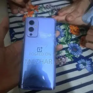 High-Performance Smartphone with Advanced Specifications