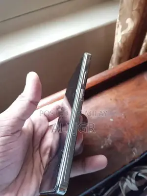 Infinix Hot 40 Smartphone - 8GB RAM, 256GB Storage