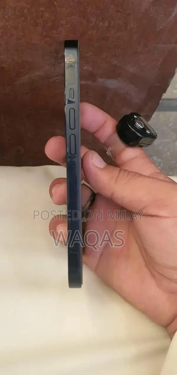 iPhone 13 128GB Excellent Condition Single Owner