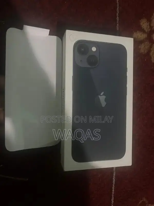 iPhone 13 128GB Excellent Condition Single Owner