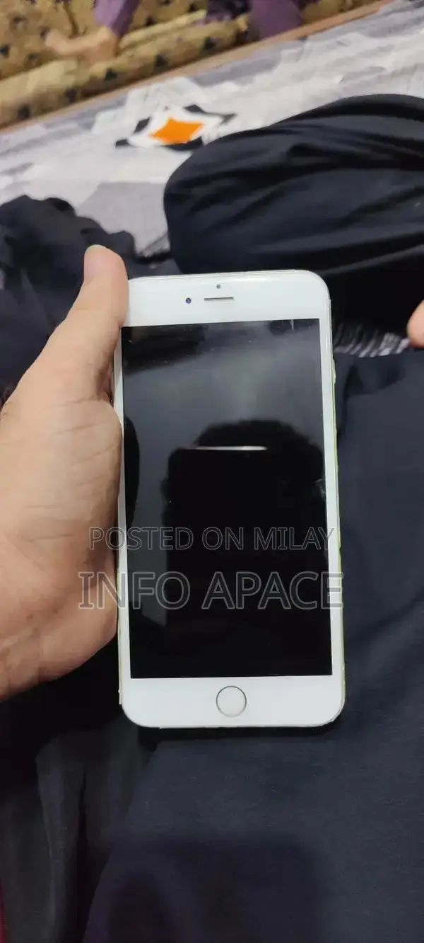 Apple iPhone 6S Plus 64GB Unlocked Smartphone