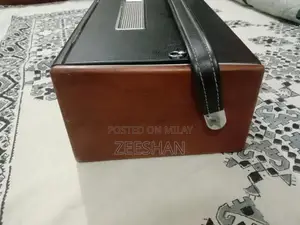 Roberts R707 Vintage 1970s Retro Portable Radio Collector's Item