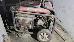 Photo - Fighters Company 2.5kVA Portable Generator with Petrol and Gas Options