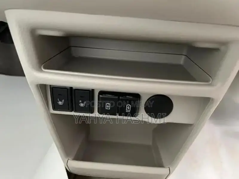 2022 Suzuki Alto Lapin Pearl White Hatchback