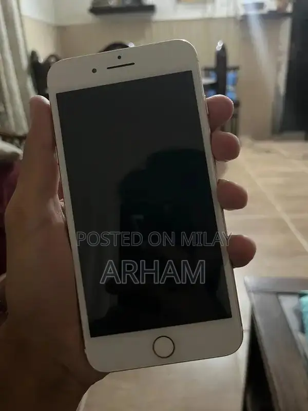 Apple iPhone 7 Plus 128GB Refurbished Smartphone