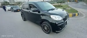 Photo - Toyota Passo 2016 - Compact Automatic Family Hatchback