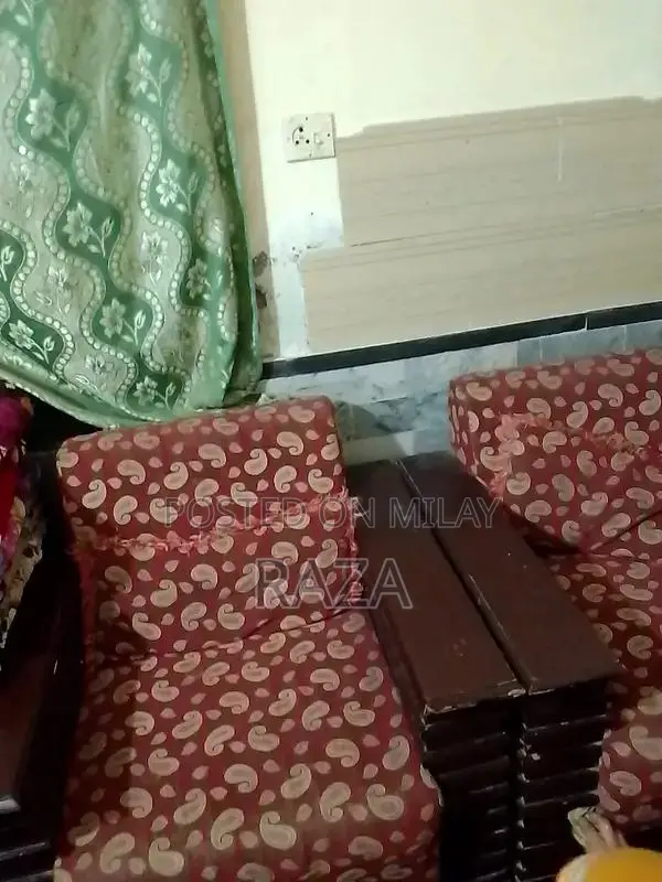 Comfortable Five Seater Thooth Wood Living Room Sofa