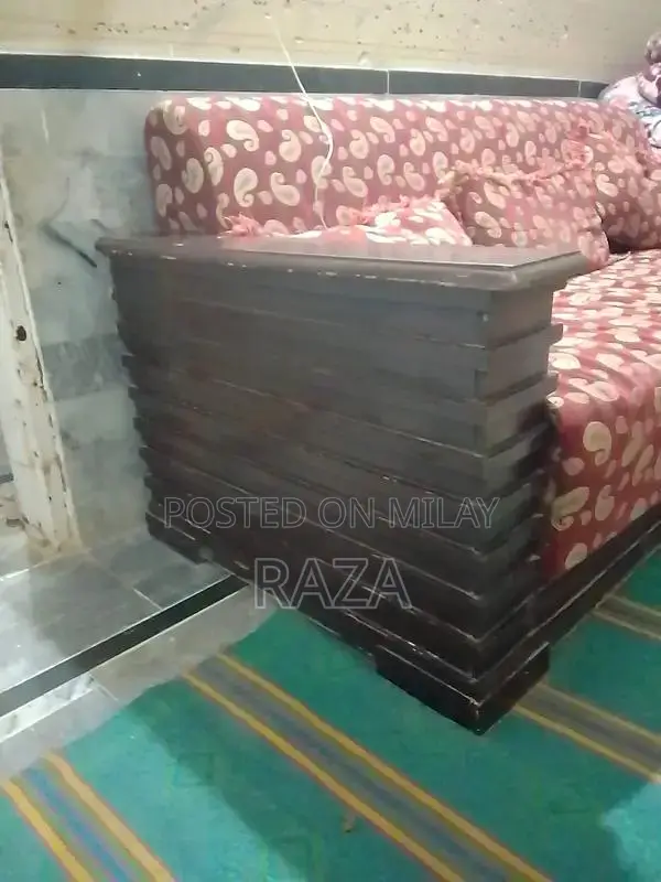 Comfortable Five Seater Thooth Wood Living Room Sofa