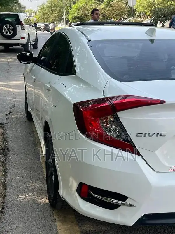 Honda Civic Oriel 2021 Sedan - Premium Compact Car