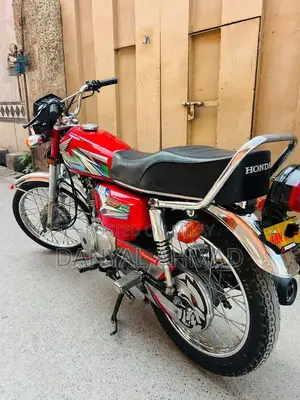 Honda 125cc Motorcycle 2022 Model with 2023 Body Shape