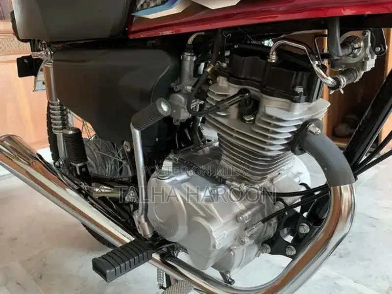 Honda CG 125 Motorcycle - 2024 Model Low Mileage Commuter Bike