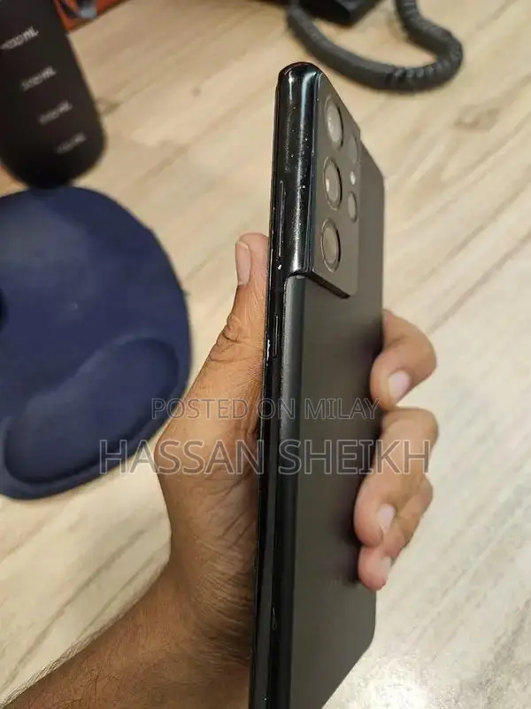 Ultra-Premium Smartphone with Dual SIM Capability