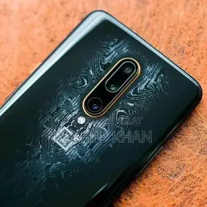 High Performance Smartphone with Advanced Memory Configuration