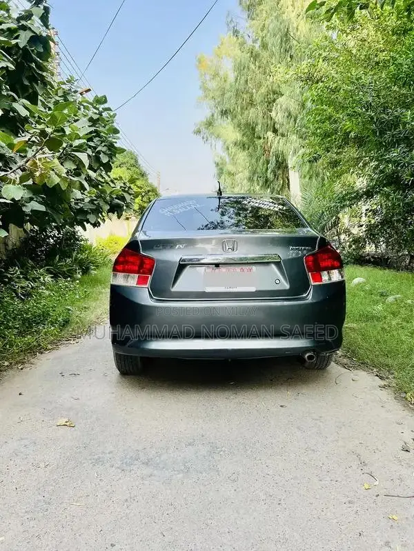 Honda City 2009 Automatic Sedan - Well Maintained