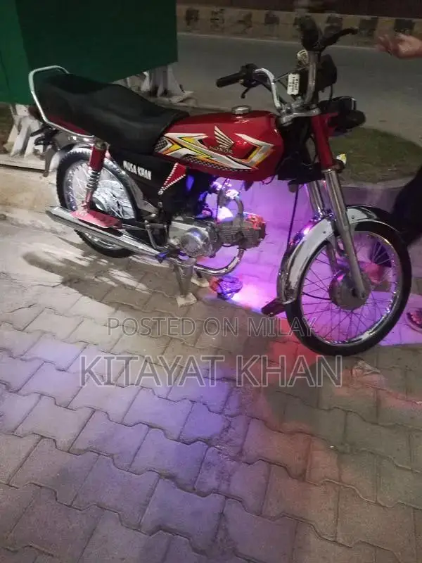 United Motorcycle New Model with Powerful Engine