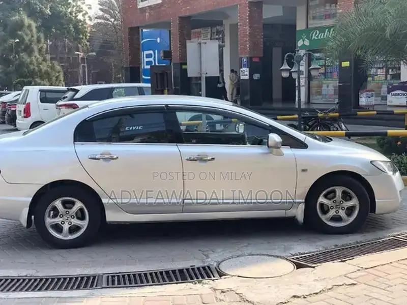 2008 Honda Civic Sedan - Low Mileage, New Tires