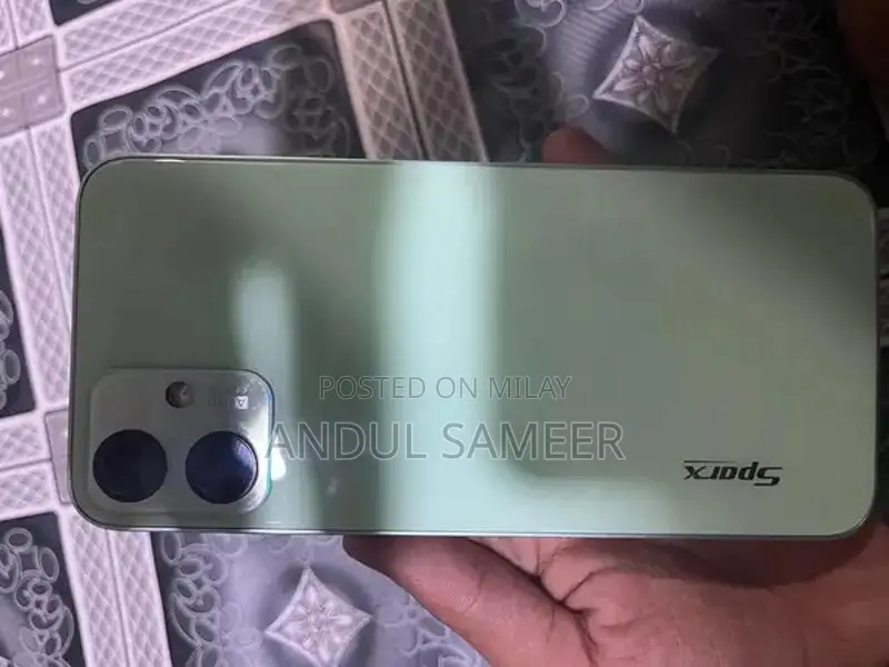 Sparx Smartphone - Compact 3/64GB First Hand Device