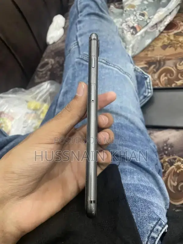 Apple iPhone 8 Plus 64GB Smartphone