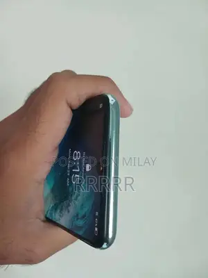 Mid-Range Smartphone with Super AMOLED Display and Triple Camera