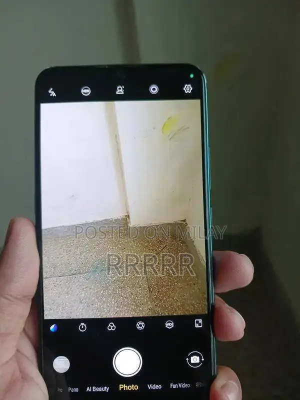 Mid-Range Smartphone with Super AMOLED Display and Triple Camera