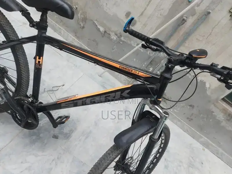 29-Inch Imported Mountain Bike with Aluminum Frame