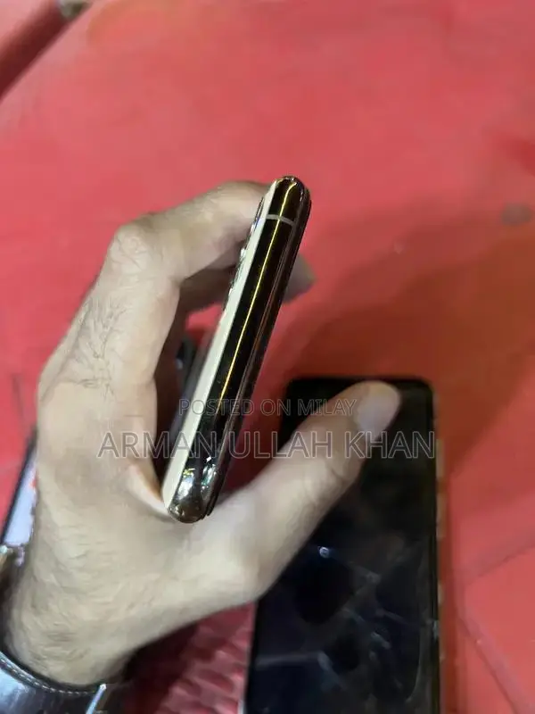 Apple iPhone 11 Pro Max 256GB Smartphone