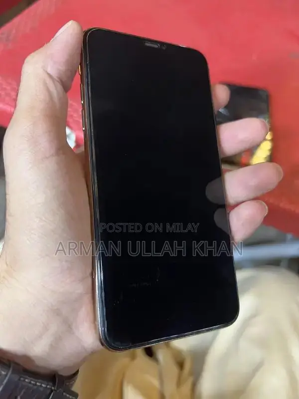 Apple iPhone 11 Pro Max 256GB Smartphone