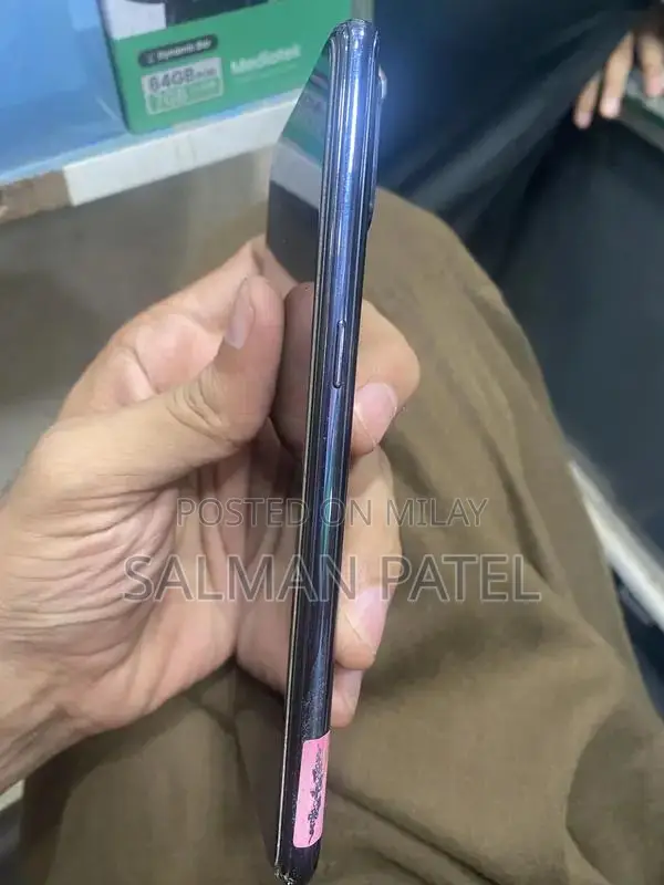 OnePlus N10 5G Mid-Range Android Smartphone