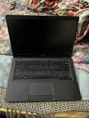 Photo - Dell Latitude 5300 Business Laptop with Type-C Port