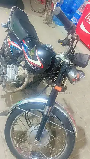 Photo - Honda CG 125 Motorcycle 2019 Single Cylinder Bike