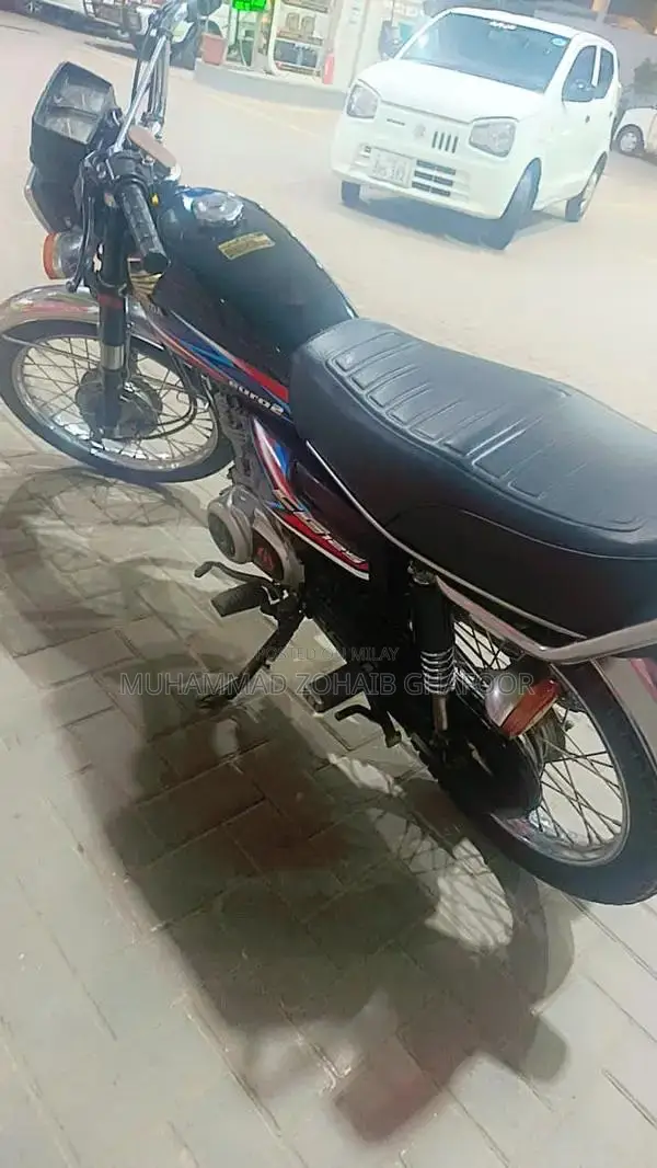 Honda CG 125 Motorcycle 2019 Single Cylinder Bike