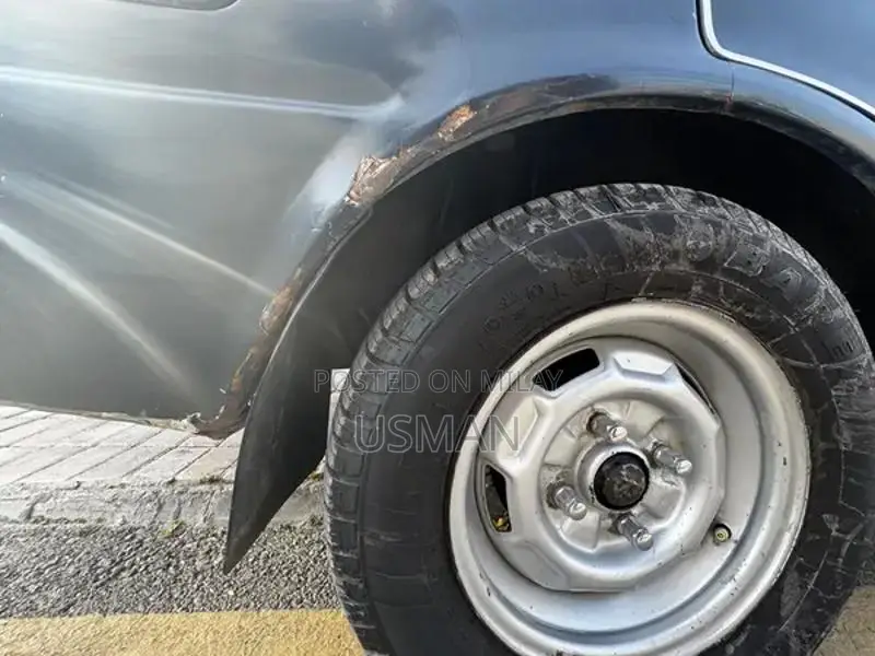 Nissan Sunny Automatic Sedan - Excellent Condition Vintage Car