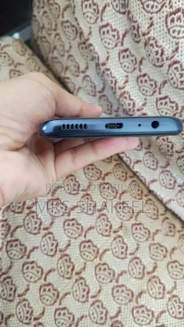 5G Smartphone with 4GB RAM and 64GB Storage