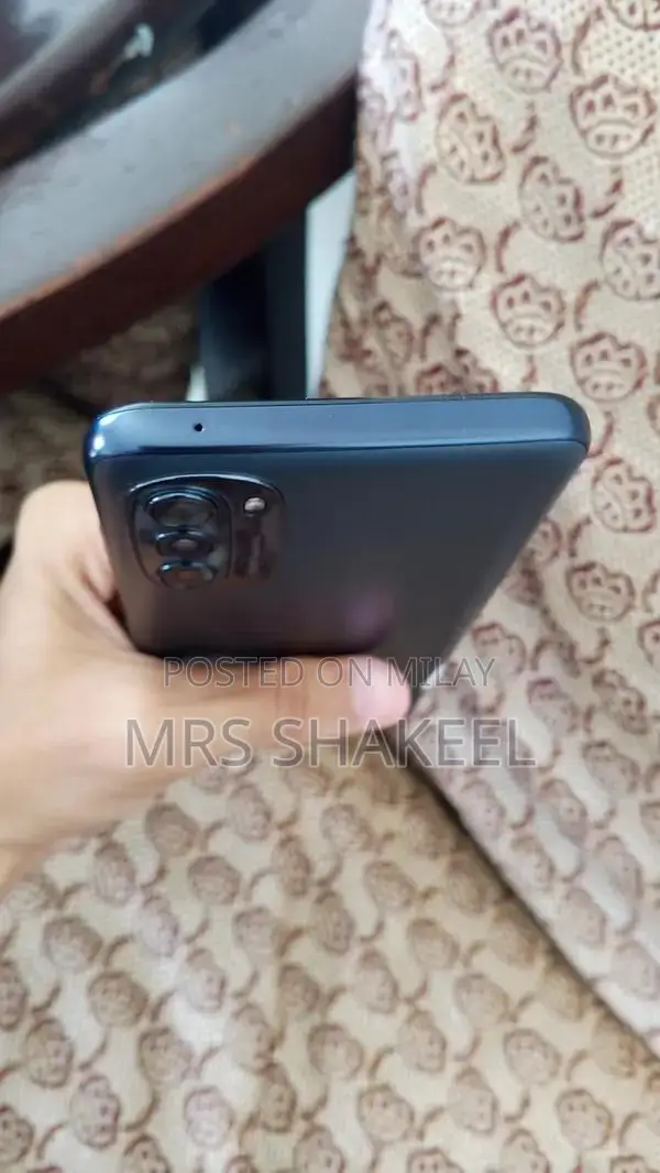 5G Smartphone with 4GB RAM and 64GB Storage