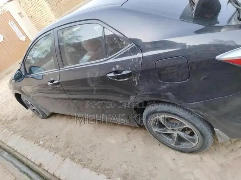 Toyota Corolla Gli Sedan - Well Maintained Reliable Vehicle