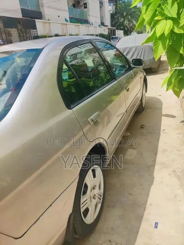 2002 Honda Civic Exi-Prosmetic Sedan