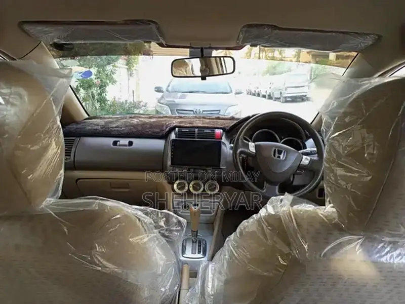 Honda City Steermatic 7-Speed Automatic Sedan