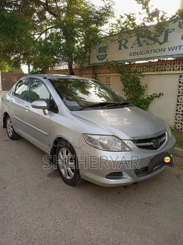Honda City Steermatic 7-Speed Automatic Sedan