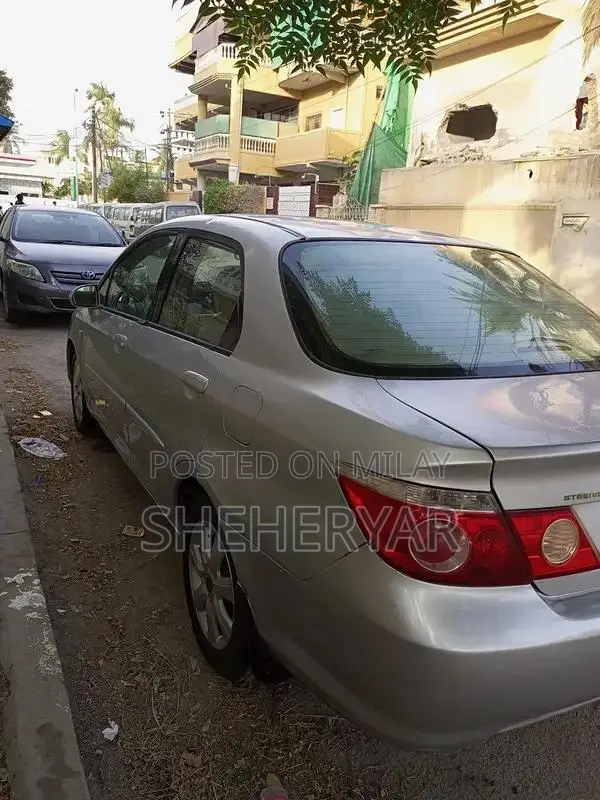 Honda City Steermatic 7-Speed Automatic Sedan