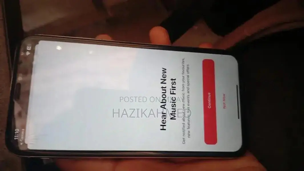 iPhone X Smartphone with Partial Front Screen Damage