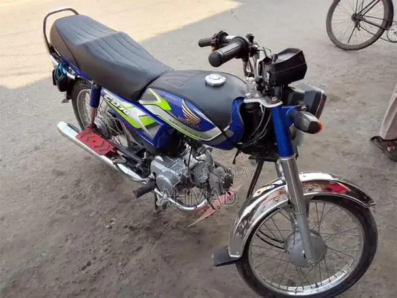 Honda 70 Motorcycle 2024/2025 Model Compact Commuter Bike